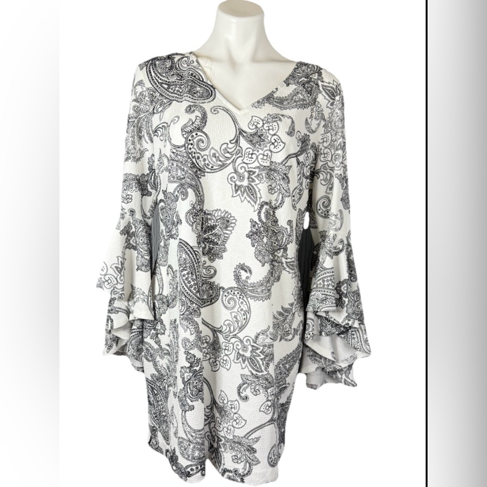MSK Black and White Paisley Blouse
